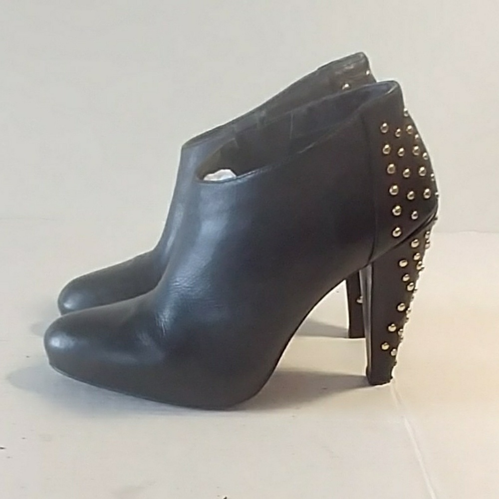 Steve Madden